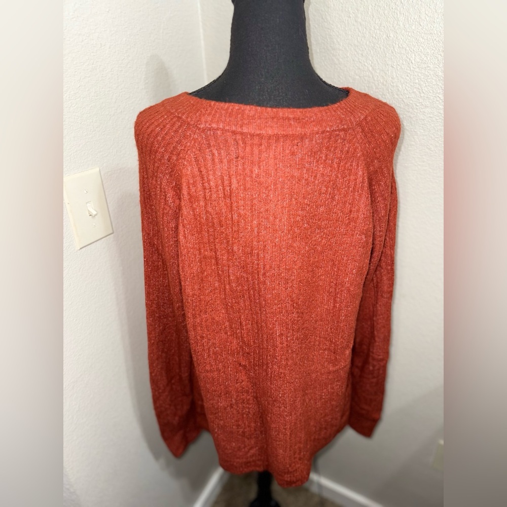 Vero Moda Rust Ribbed Sweater- Size Medium - Picture 7 of 9